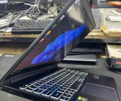 Laptop Acer Triton Gaming PT315-53 i7 11800H/16GB/512GB SSD/Nvidia RTX3060 6GB