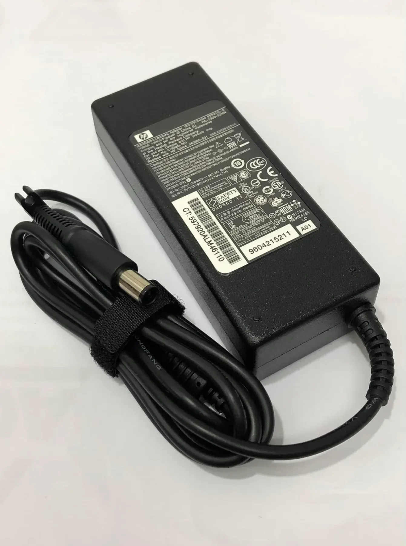 Ảnh tin SẠC LAPTOP HP KIM TO 4.74A-90W-ZIN