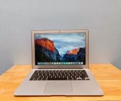 Macbook Air 2015 ( Cpu I5-5250u, Ram 8G, SSD 256GB)