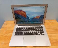 Macbook Air 2015 ( Cpu I5-5250u, Ram 8G, SSD 256GB)