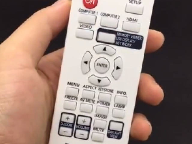 Remote điều khiển máy chiếu Panasonic LB360