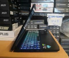 Laptop Acer Nitro Gaming AN515-45-R6EV R5 5600H/8GB/512GB SSD/GeForce GTX 1650 4GB