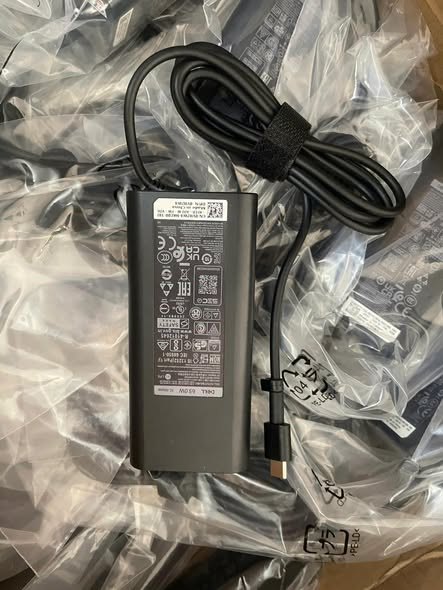 Ảnh tin 200 Sạc Laptop Dell 20V- 3