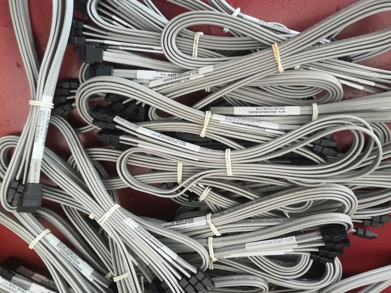 Ảnh tin Cáp Sata Đào Chia - Dài