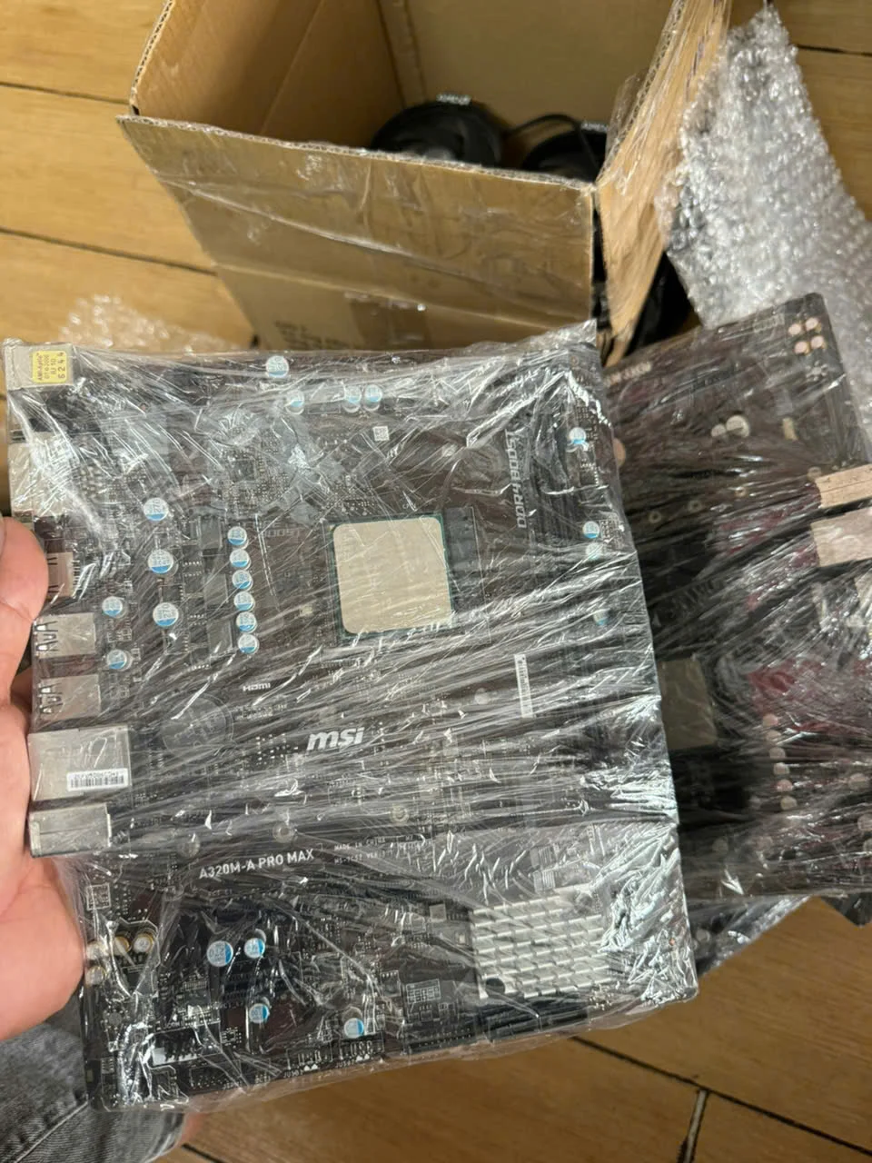 Ảnh tin Combo AMD Main Asus A320M-E + CPU RYZEN5 1600 + FAN