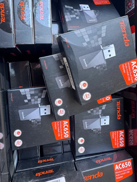 Ảnh tin Thiết bị thu phát vô tuyến 2 băng tần 2.4GHz, 5G hiệu TENDA, Model U9