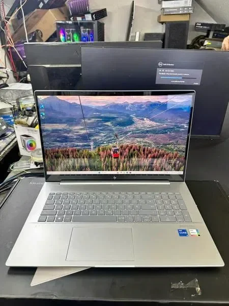 Ảnh tin Laptop HP Envy Laptop | 17,3" FHD Display | Intel Core i5- 13500H | 16 GB DDR4 RAM / NVME 512G W25-